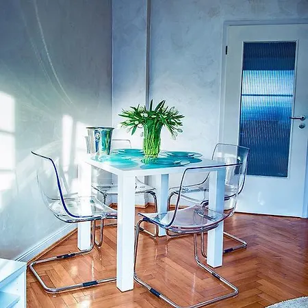 Holiday Trier City Apartmán Trevír