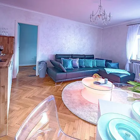 شقة Holiday Trier City *
