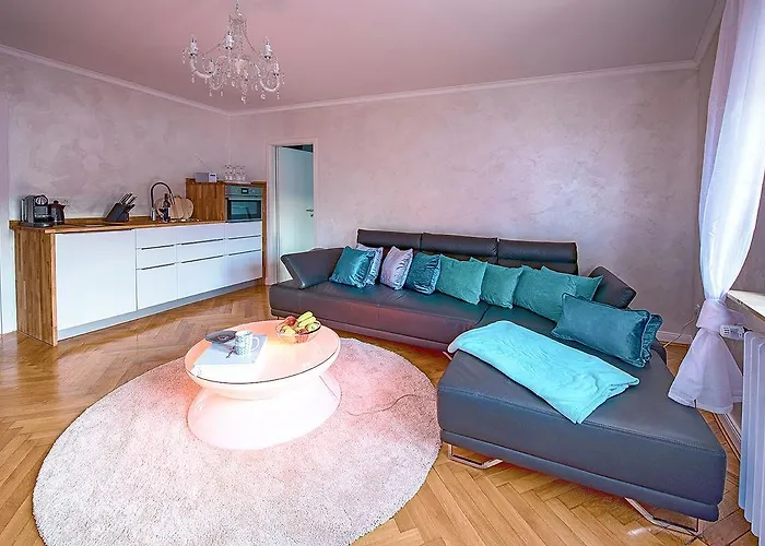 Holiday Trier City Apartamento *